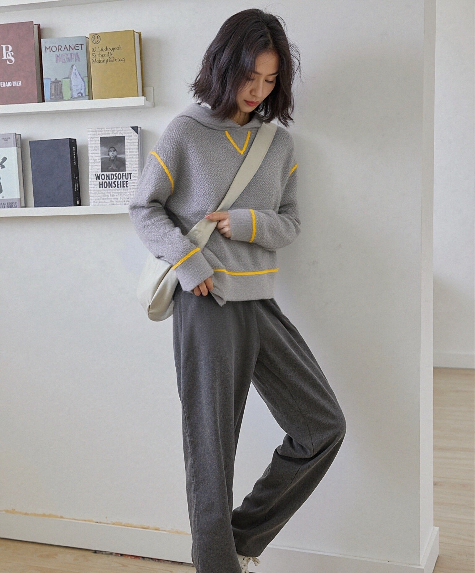 DANIA- CROP FANCY HOODY WITH CONTRAST-GREY-F