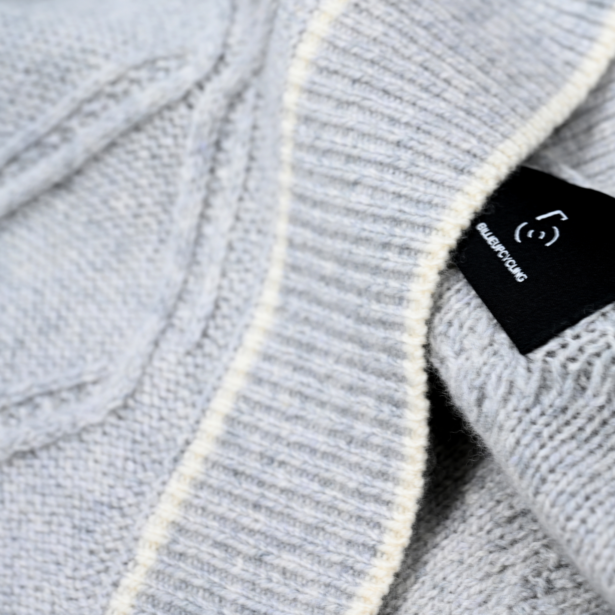 DANNA-Chucky Cable Cardigan with Contrast-Grey-F