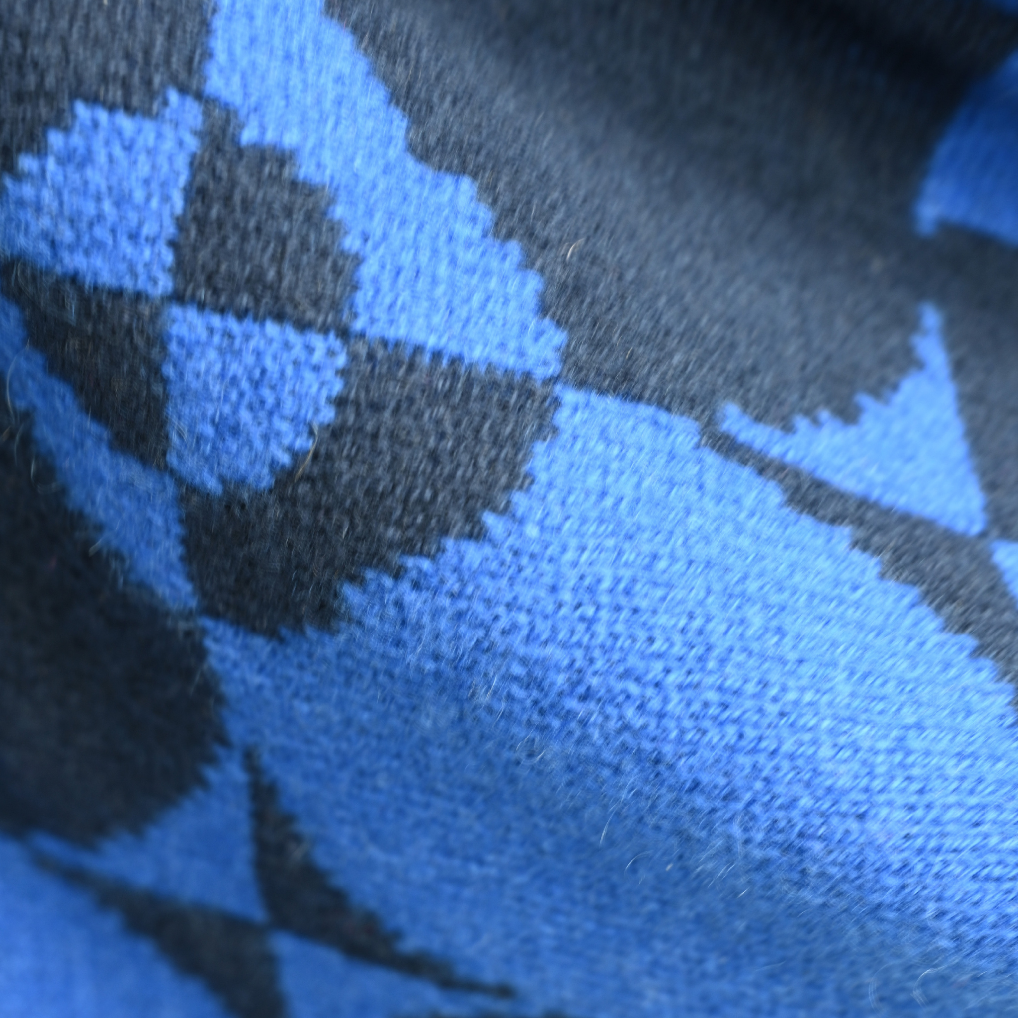 NDORA-Luxe Geo Pattern Scarf-Navy-F