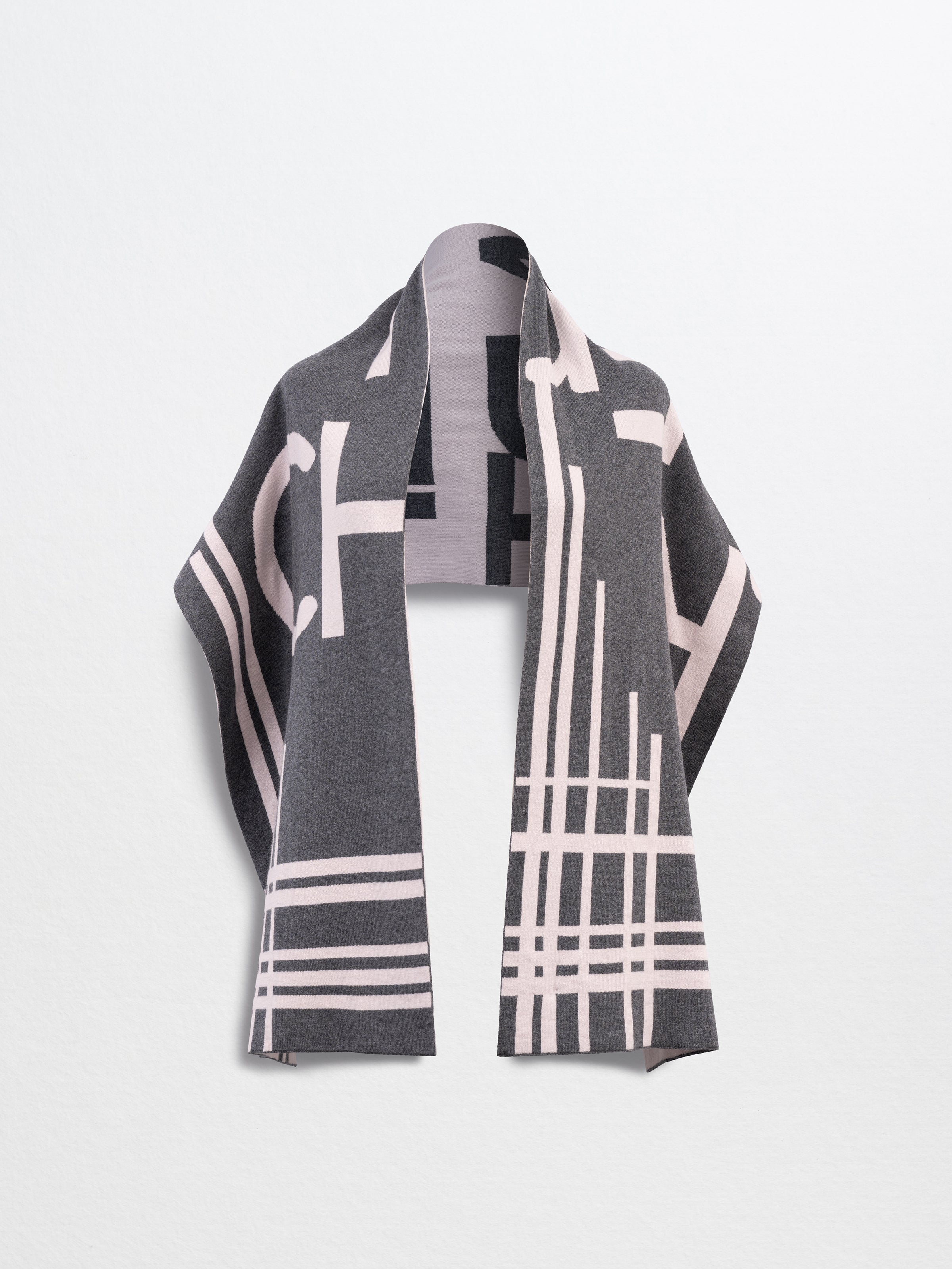 CHRISTINA-CHAPTEr.R  Logo Scarf-Grey