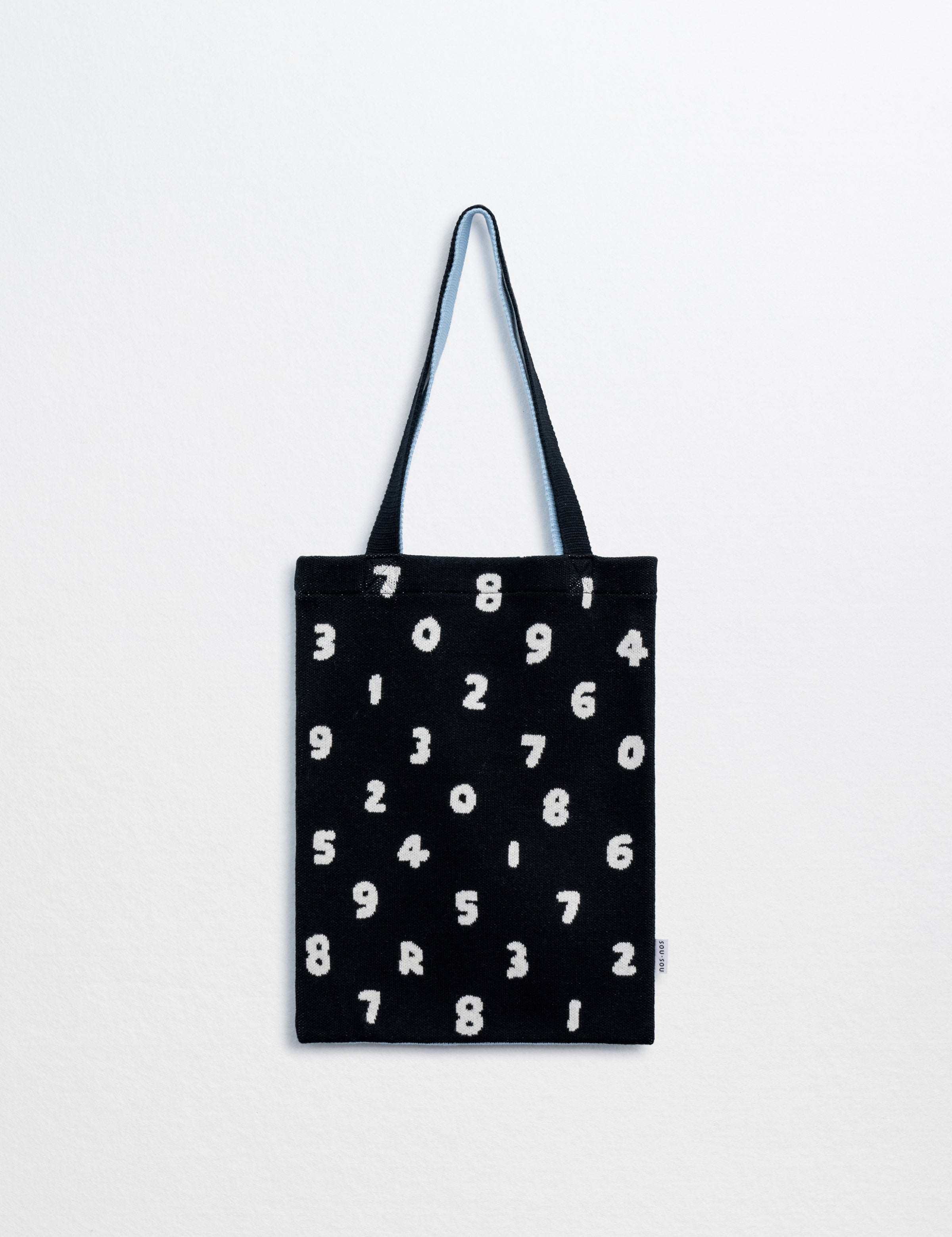 BNTL240111BLACK_Front_websize.jpg