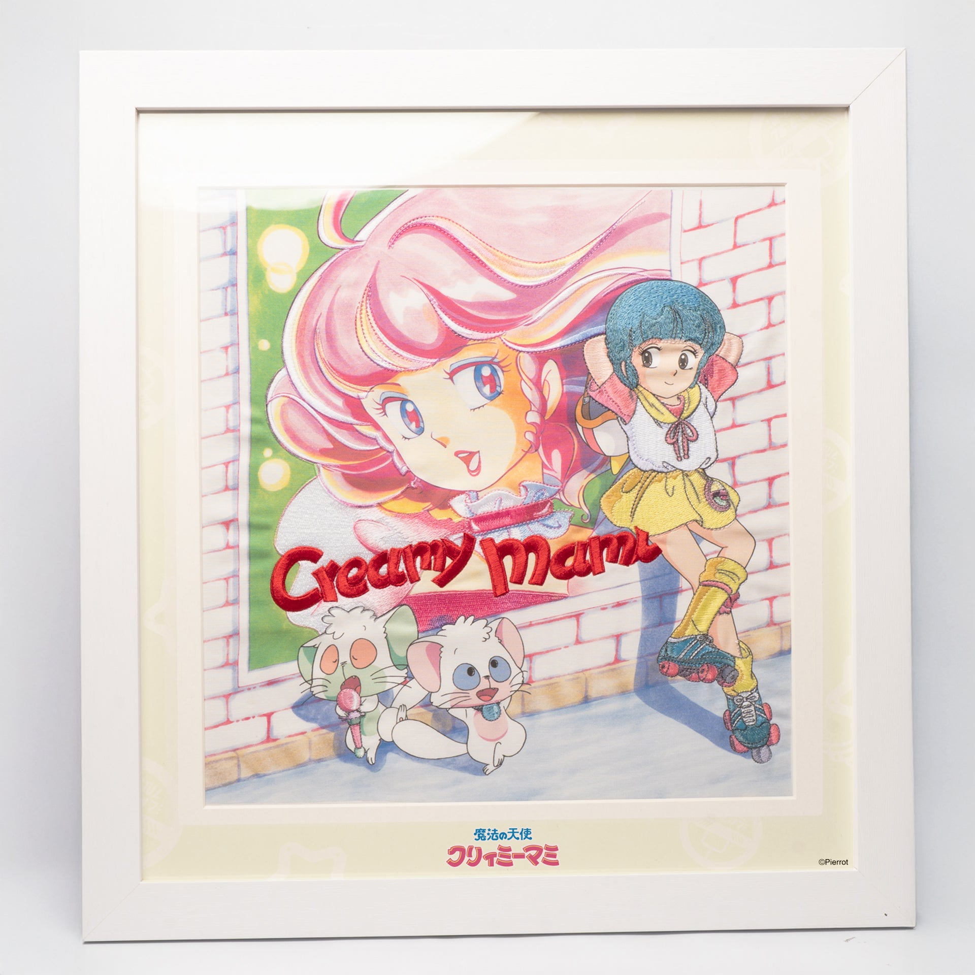 UNBOX - CREAMY MAMI EMBROIDERED ART FRAME (B)