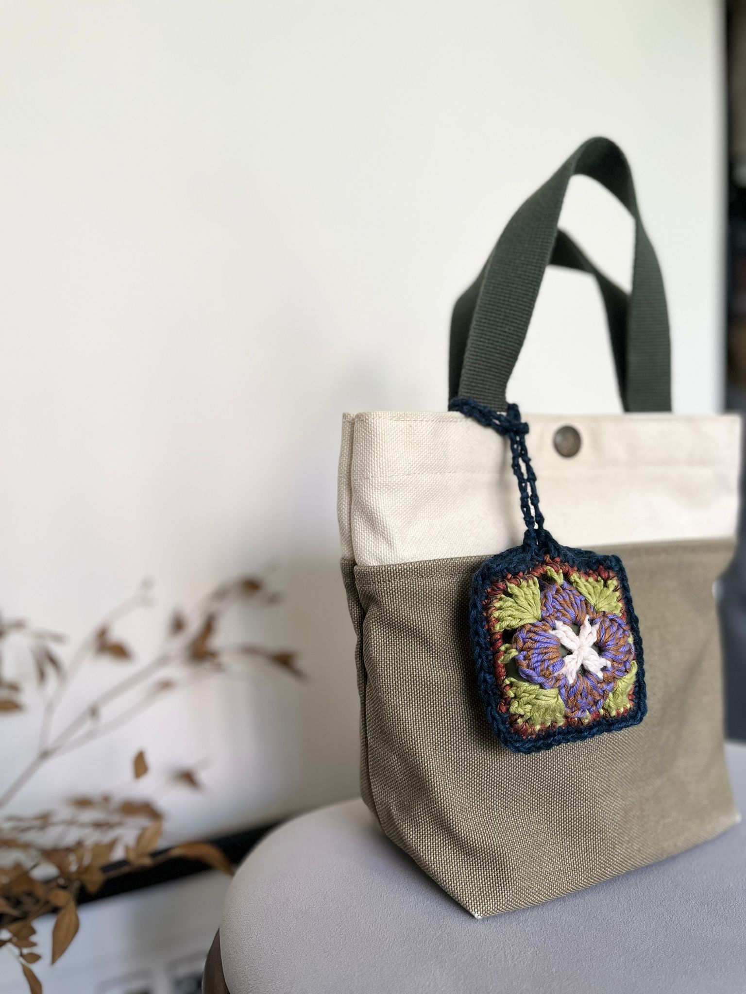 KPC GRANNY SQUARE MINI POUCH SUNBURST