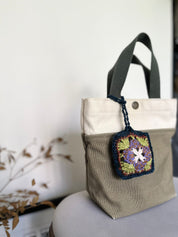 KPC GRANNY SQUARE MINI POUCH SUNBURST